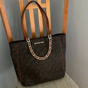 Michael Kors Harper Tote with Drop Chain VGUC